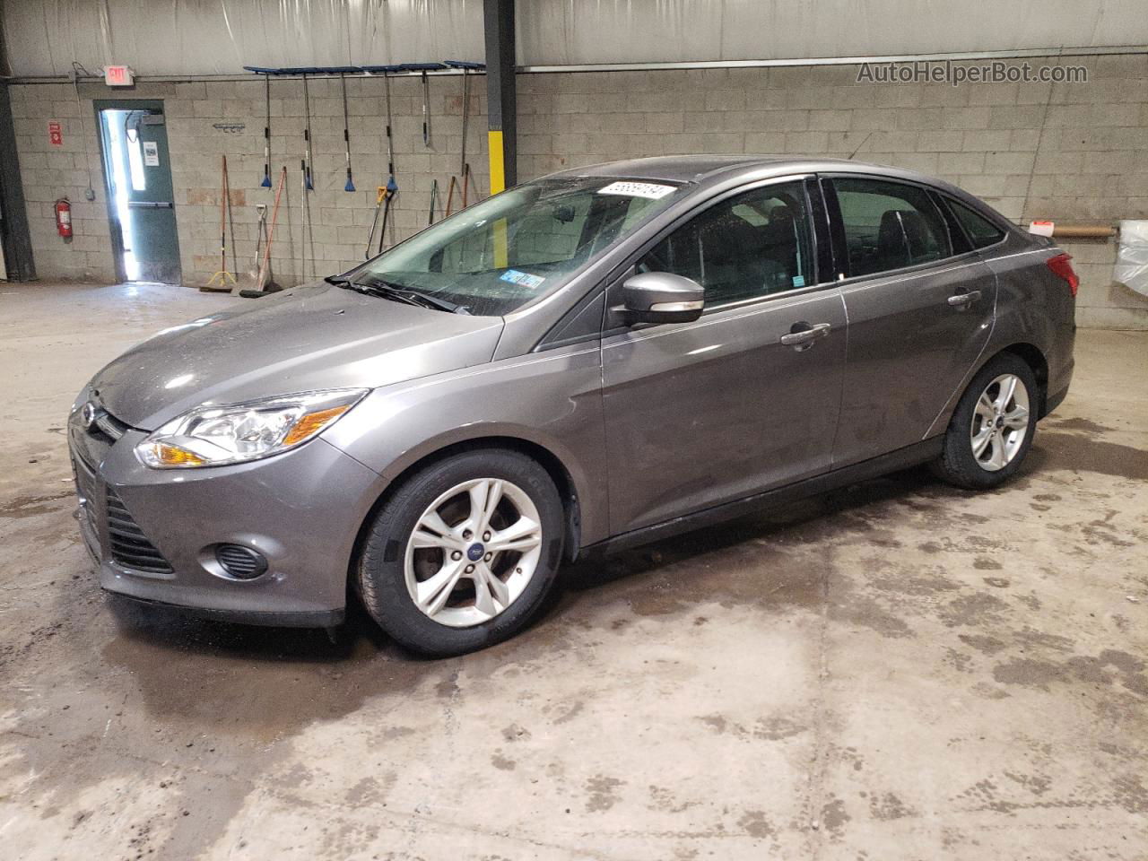 2014 Ford Focus Se Gray vin: 1FADP3F22EL189575