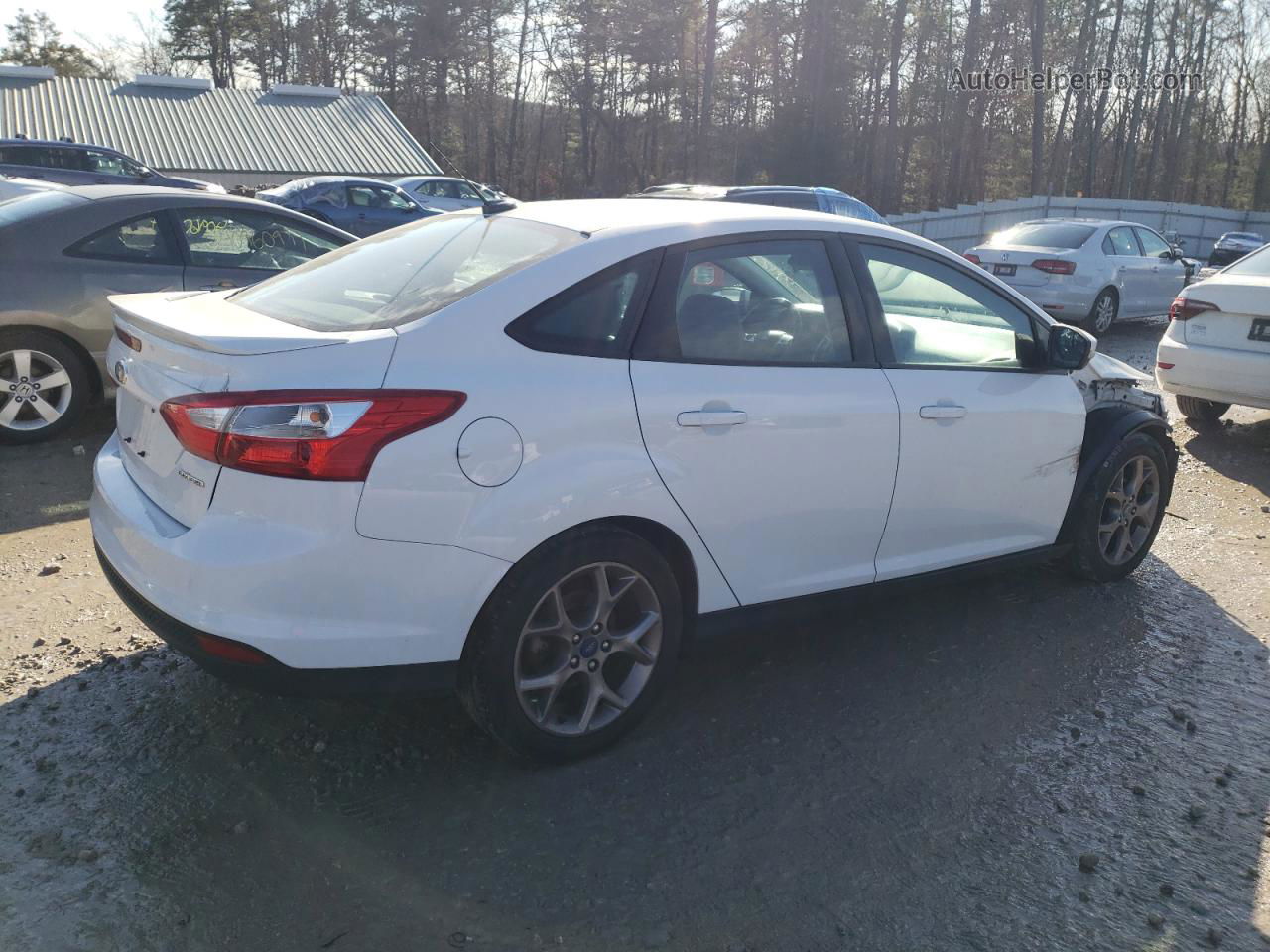 2014 Ford Focus Se White vin: 1FADP3F22EL323419