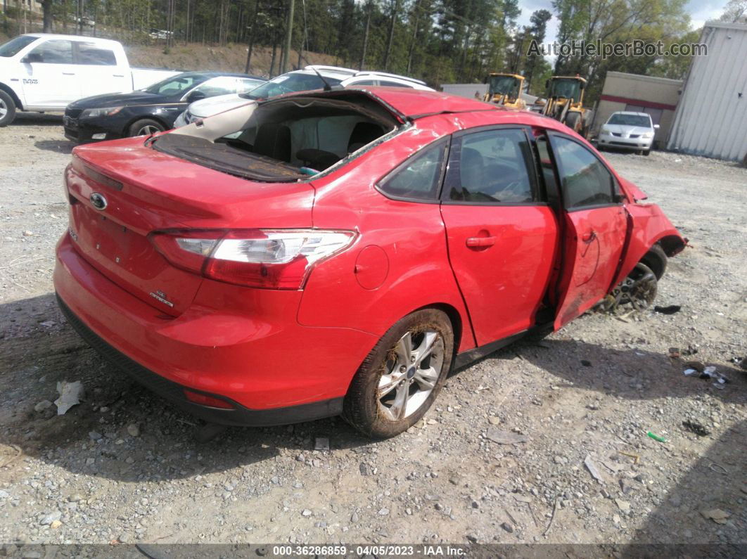 2014 Ford Focus Se Красный vin: 1FADP3F22EL367520