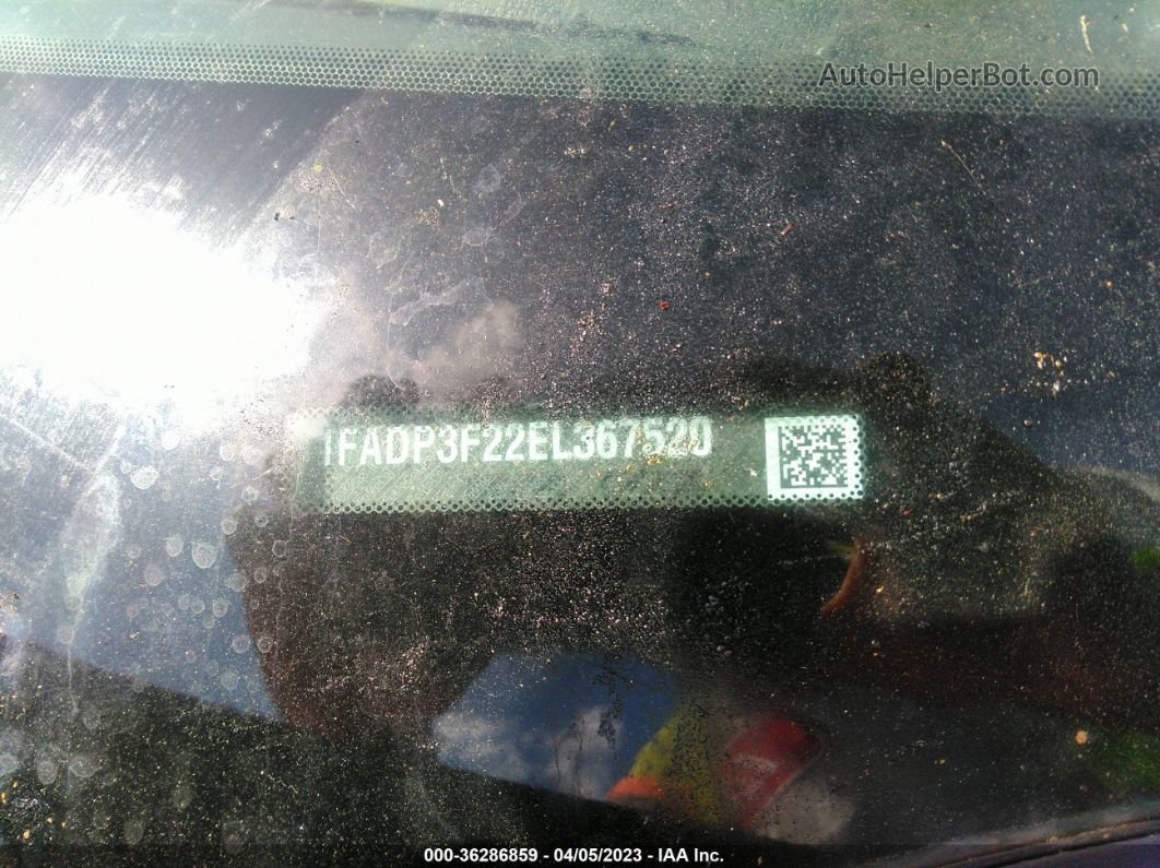 2014 Ford Focus Se Красный vin: 1FADP3F22EL367520