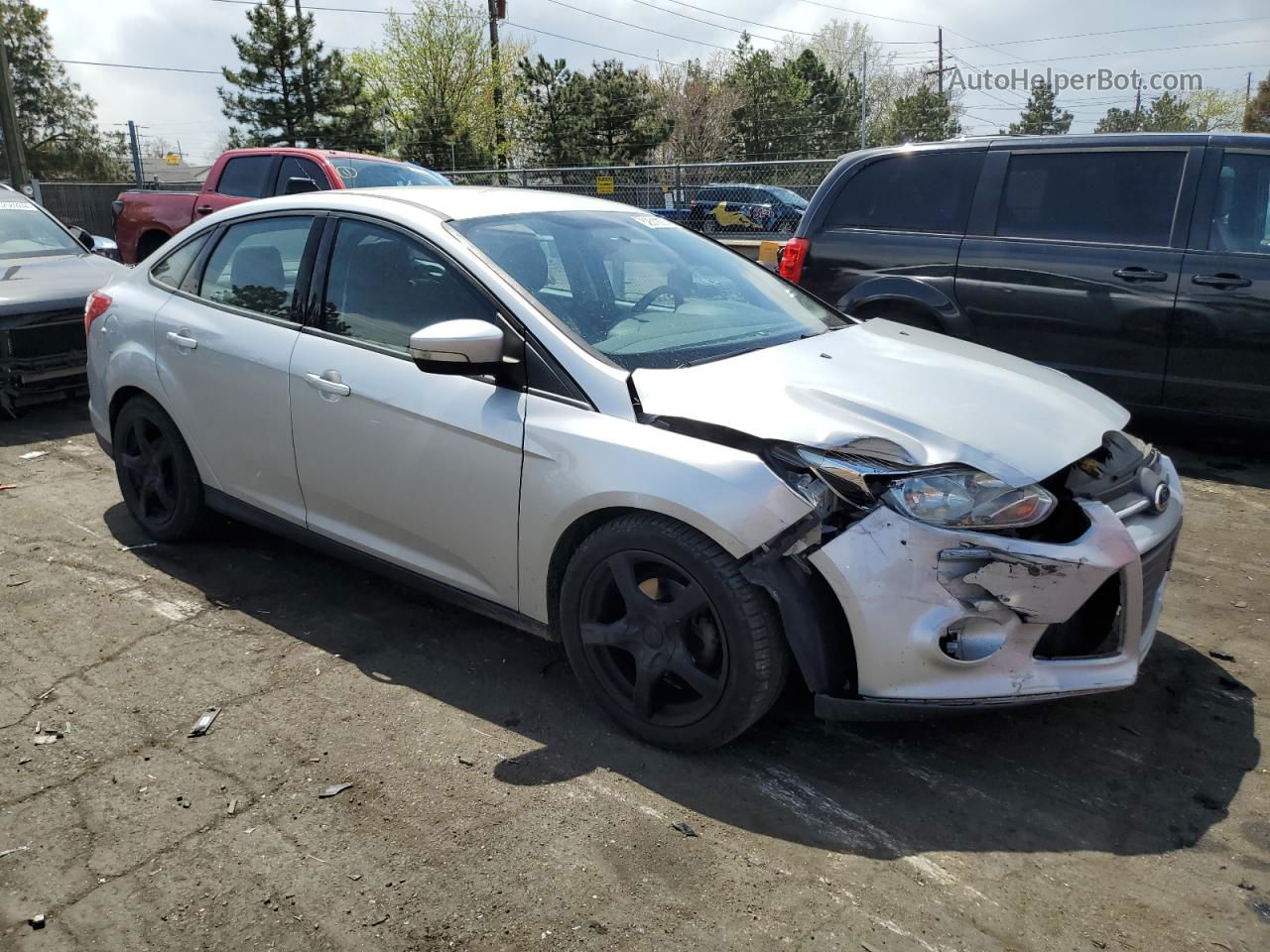 2014 Ford Focus Se Silver vin: 1FADP3F22EL418739