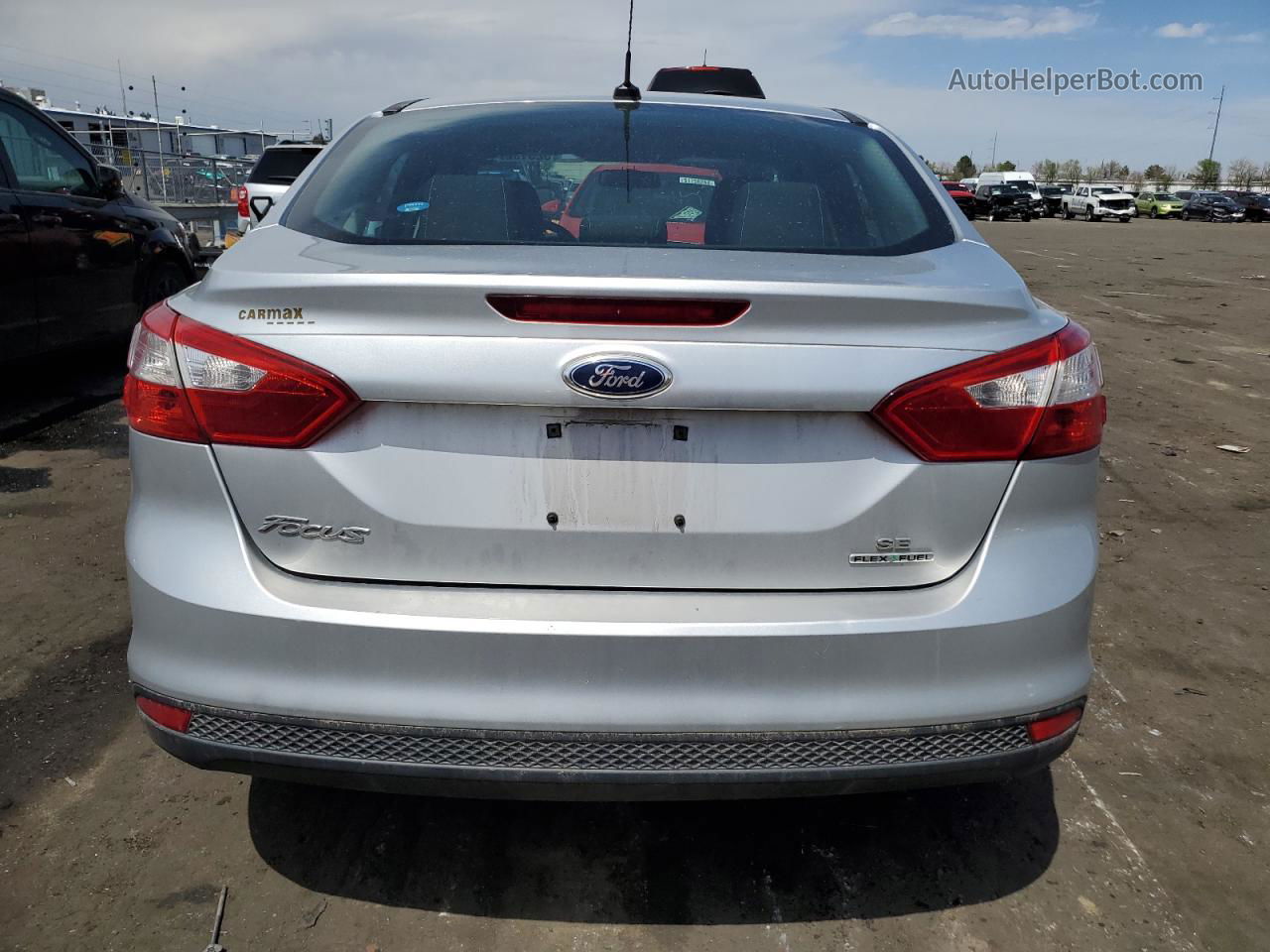 2014 Ford Focus Se Серебряный vin: 1FADP3F22EL418739