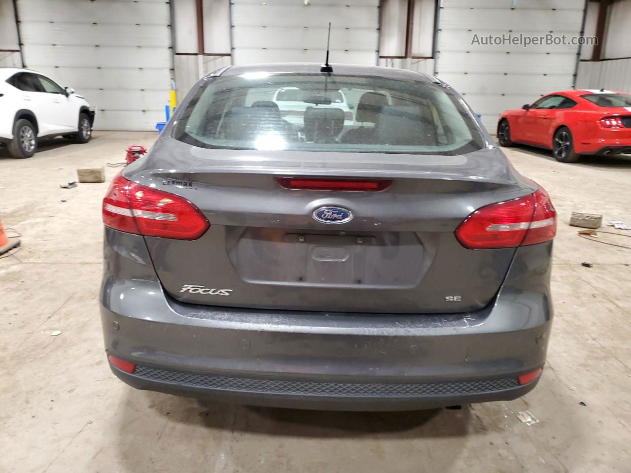 2016 Ford Focus Se Gray vin: 1FADP3F22GL220097