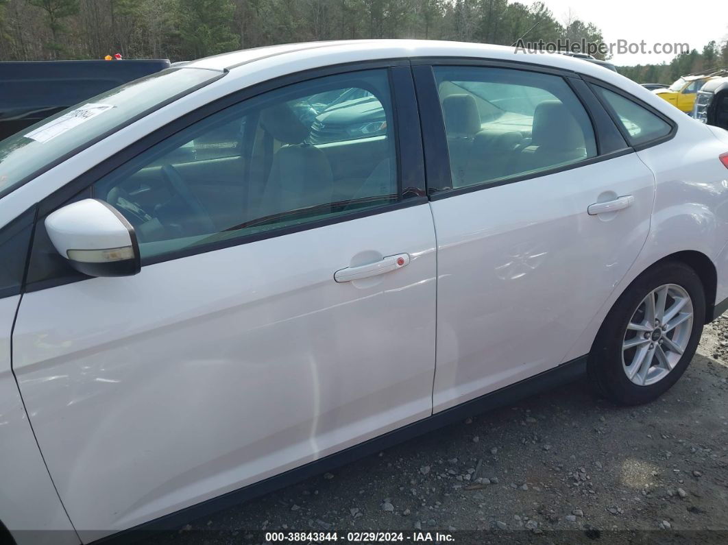 2016 Ford Focus Se White vin: 1FADP3F22GL264634