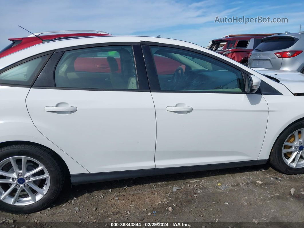 2016 Ford Focus Se White vin: 1FADP3F22GL264634