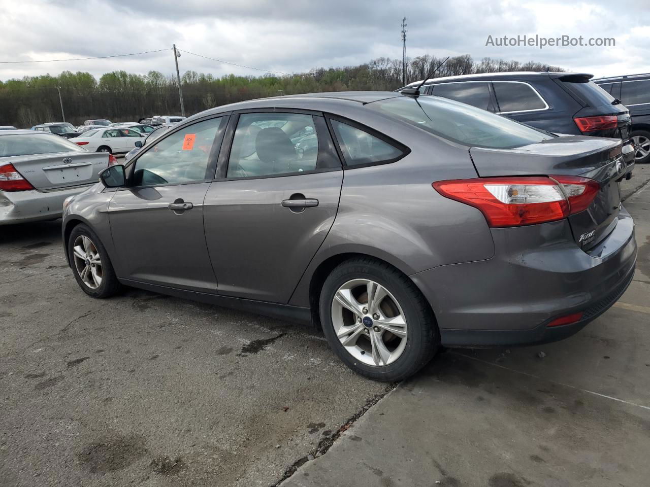 2014 Ford Focus Se Серый vin: 1FADP3F23EL380390