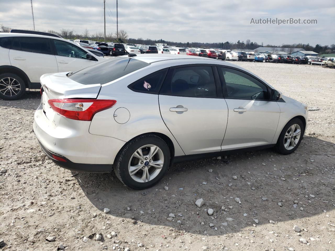 2014 Ford Focus Se Silver vin: 1FADP3F23EL389011