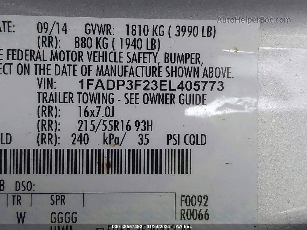 2014 Ford Focus Se Серебряный vin: 1FADP3F23EL405773