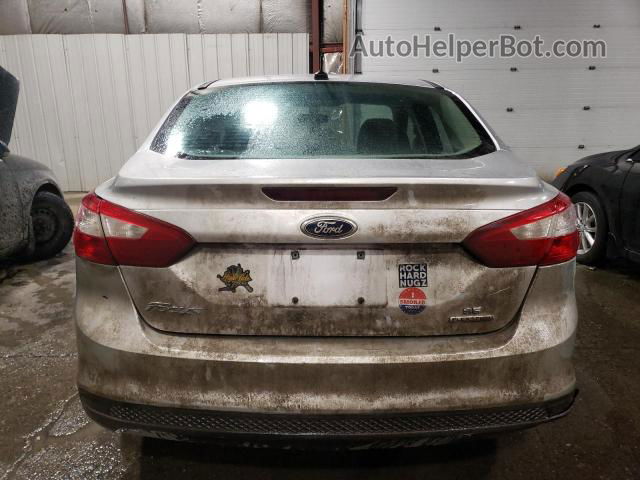 2014 Ford Focus Se Серебряный vin: 1FADP3F23EL433556