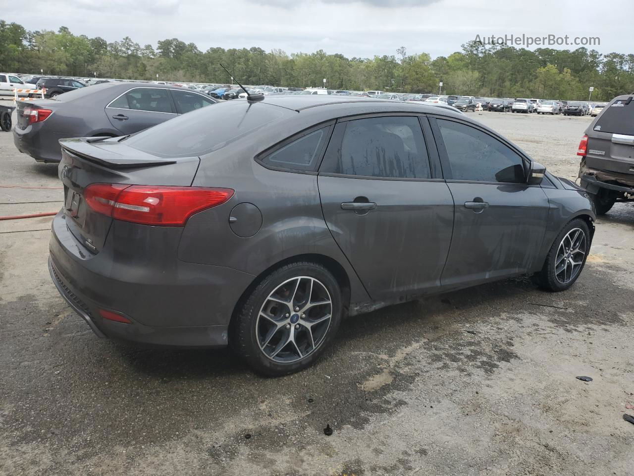 2015 Ford Focus Se Gray vin: 1FADP3F23FL259599