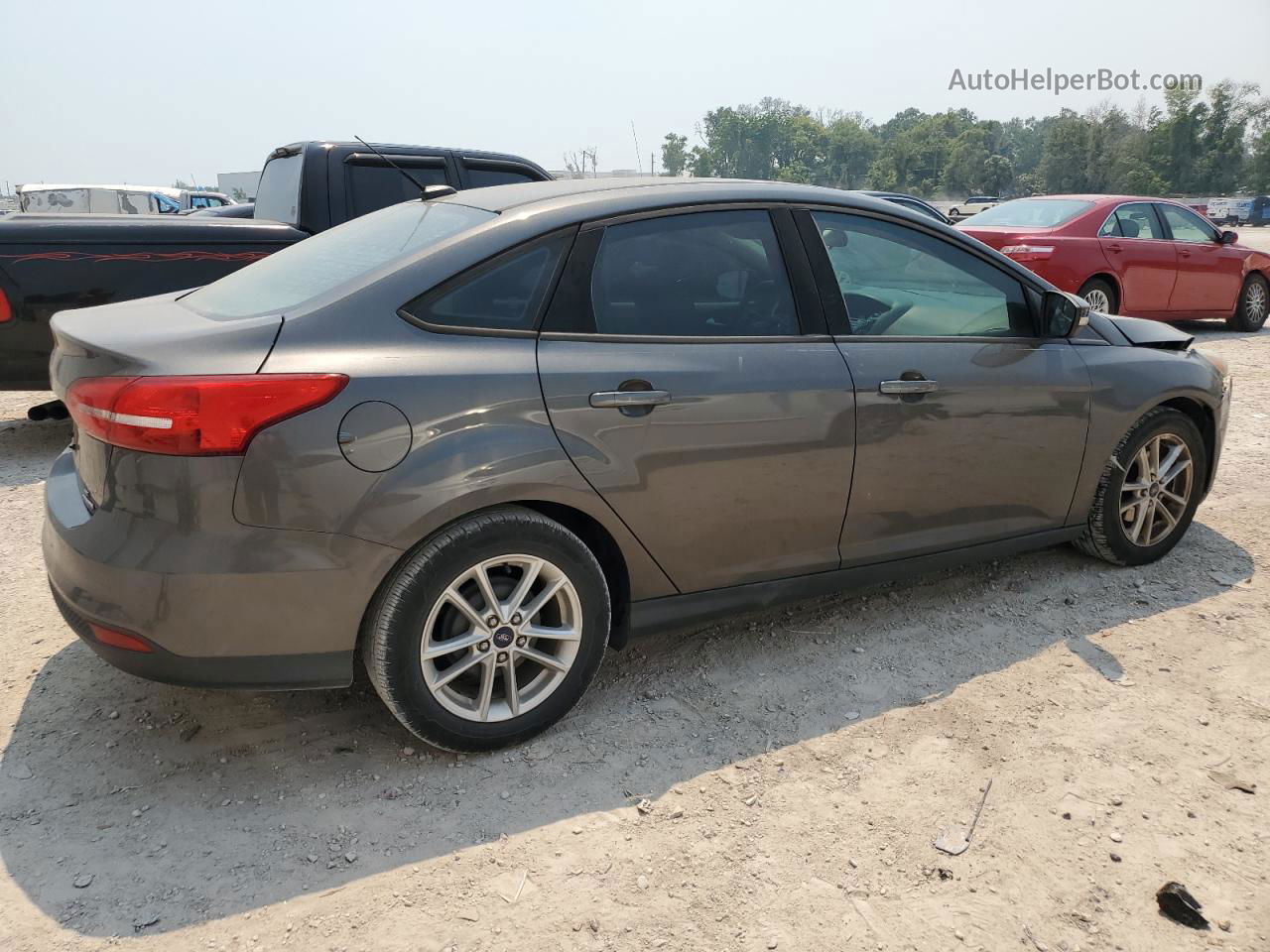 2016 Ford Focus Se Серый vin: 1FADP3F23GL250094