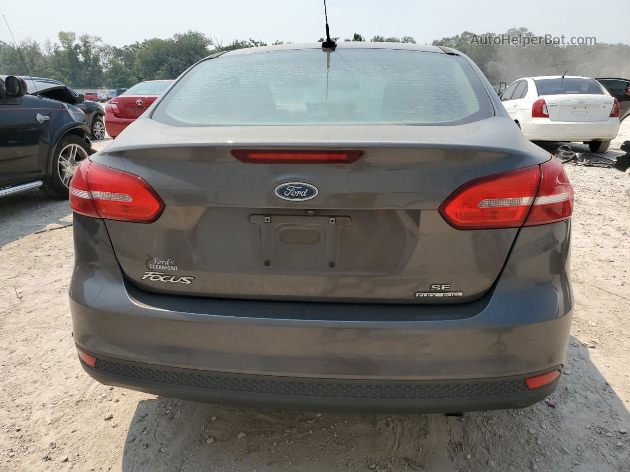 2016 Ford Focus Se Gray vin: 1FADP3F23GL250094