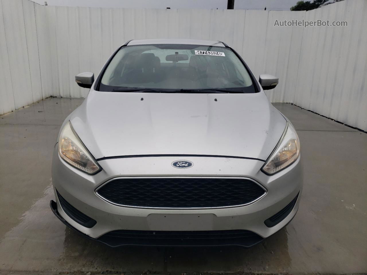 2017 Ford Focus Se Silver vin: 1FADP3F23HL304849