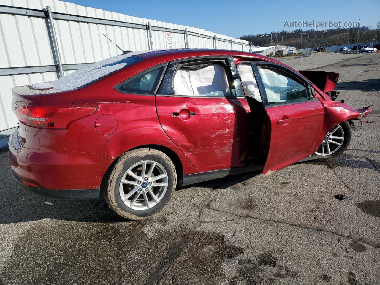 2017 Ford Focus Se Burgundy vin: 1FADP3F23HL307041