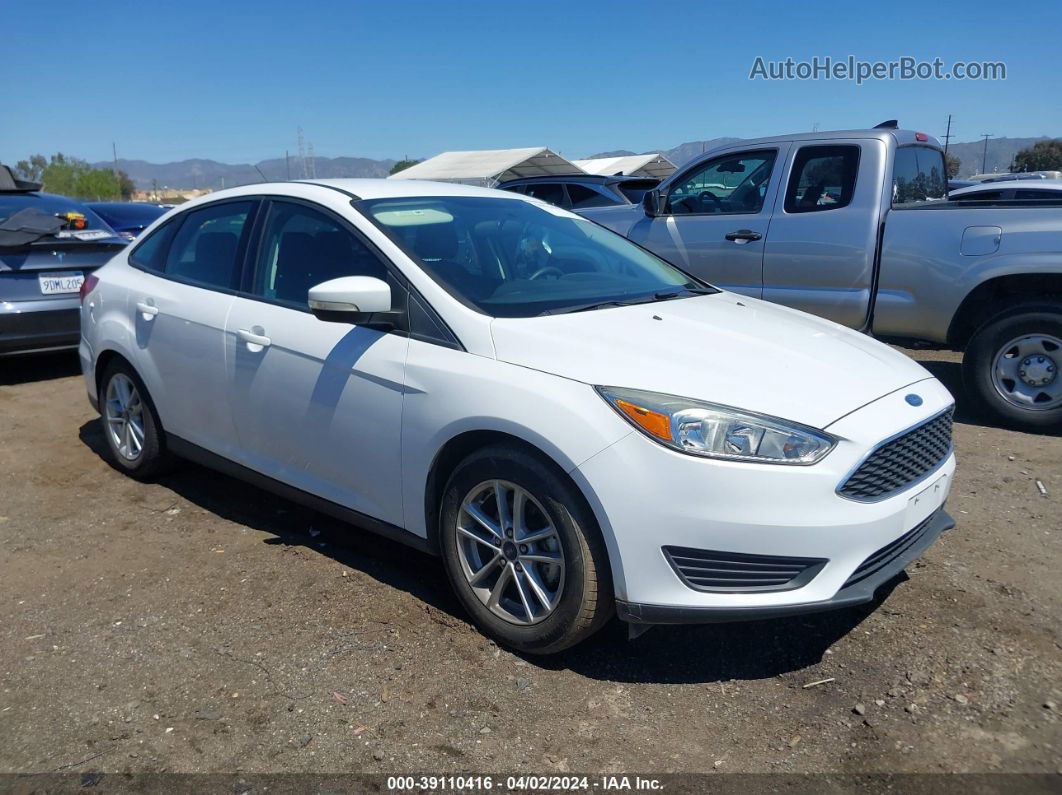 2017 Ford Focus Se White vin: 1FADP3F23HL315804