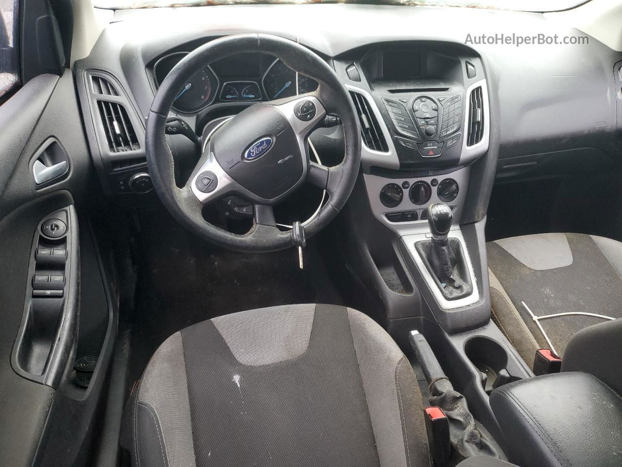 2014 Ford Focus Se Черный vin: 1FADP3F24EL180330