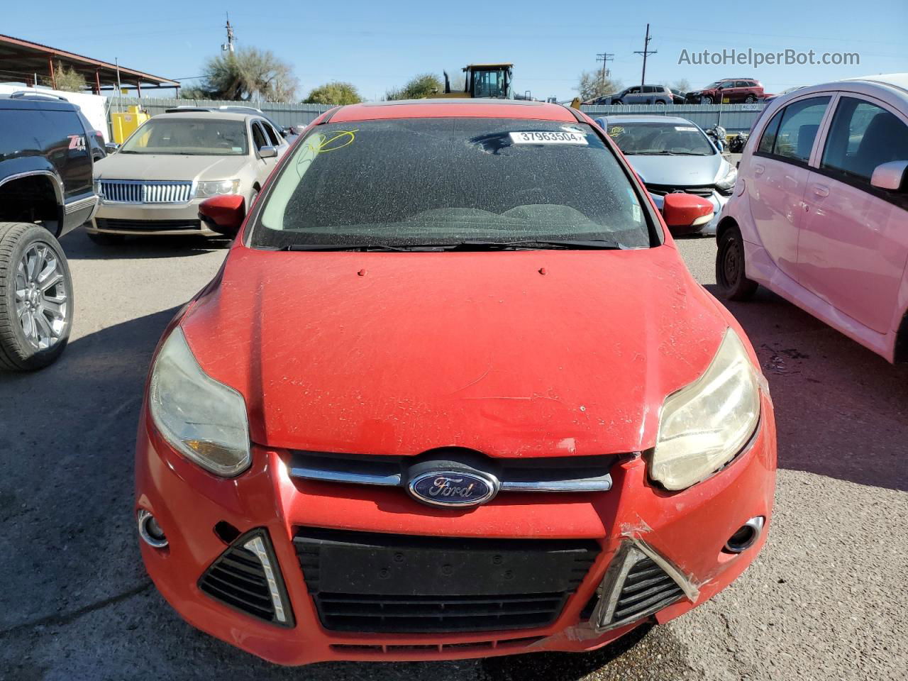 2014 Ford Focus Se Красный vin: 1FADP3F24EL211639