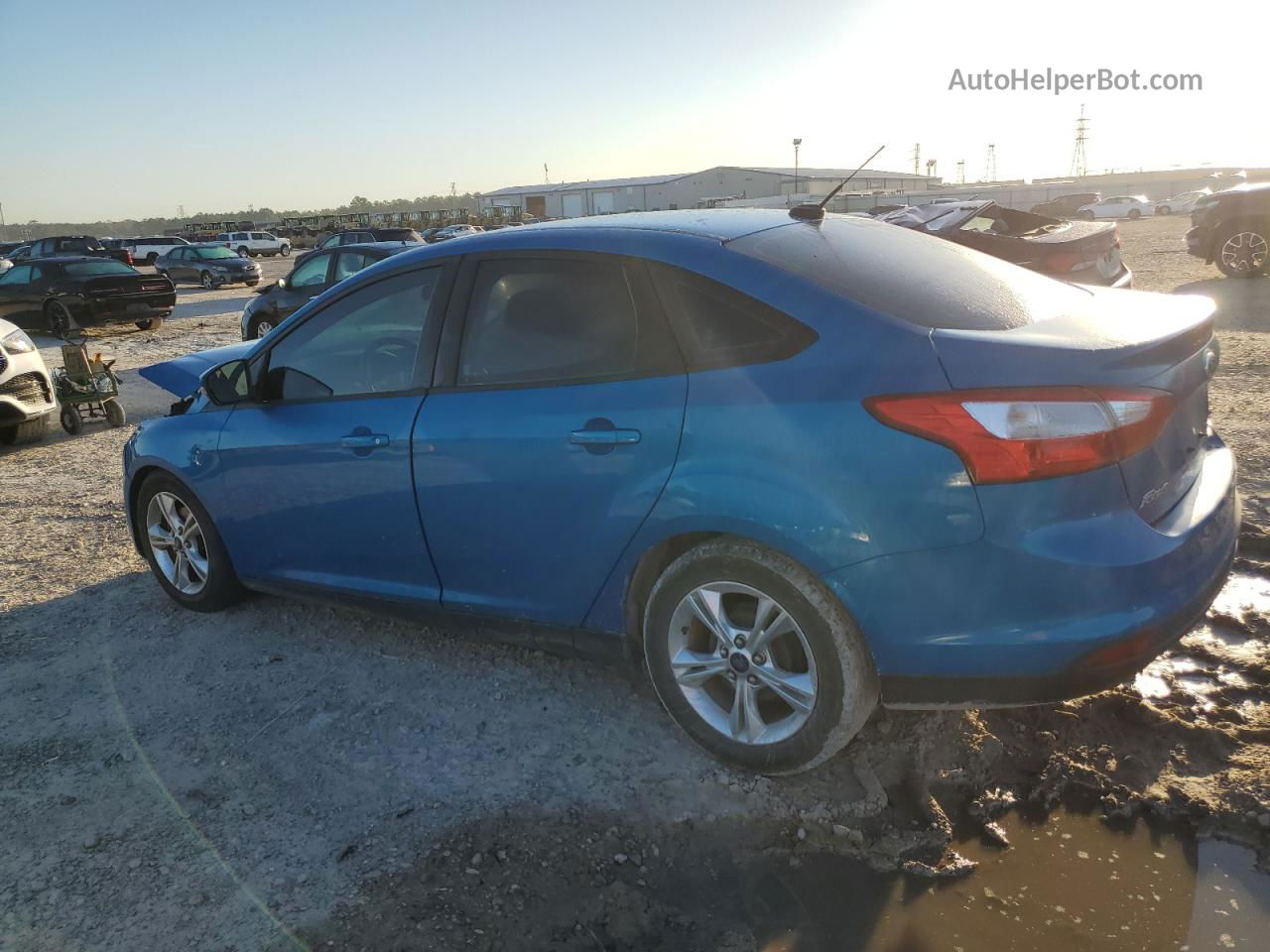 2014 Ford Focus Se Синий vin: 1FADP3F24EL253812