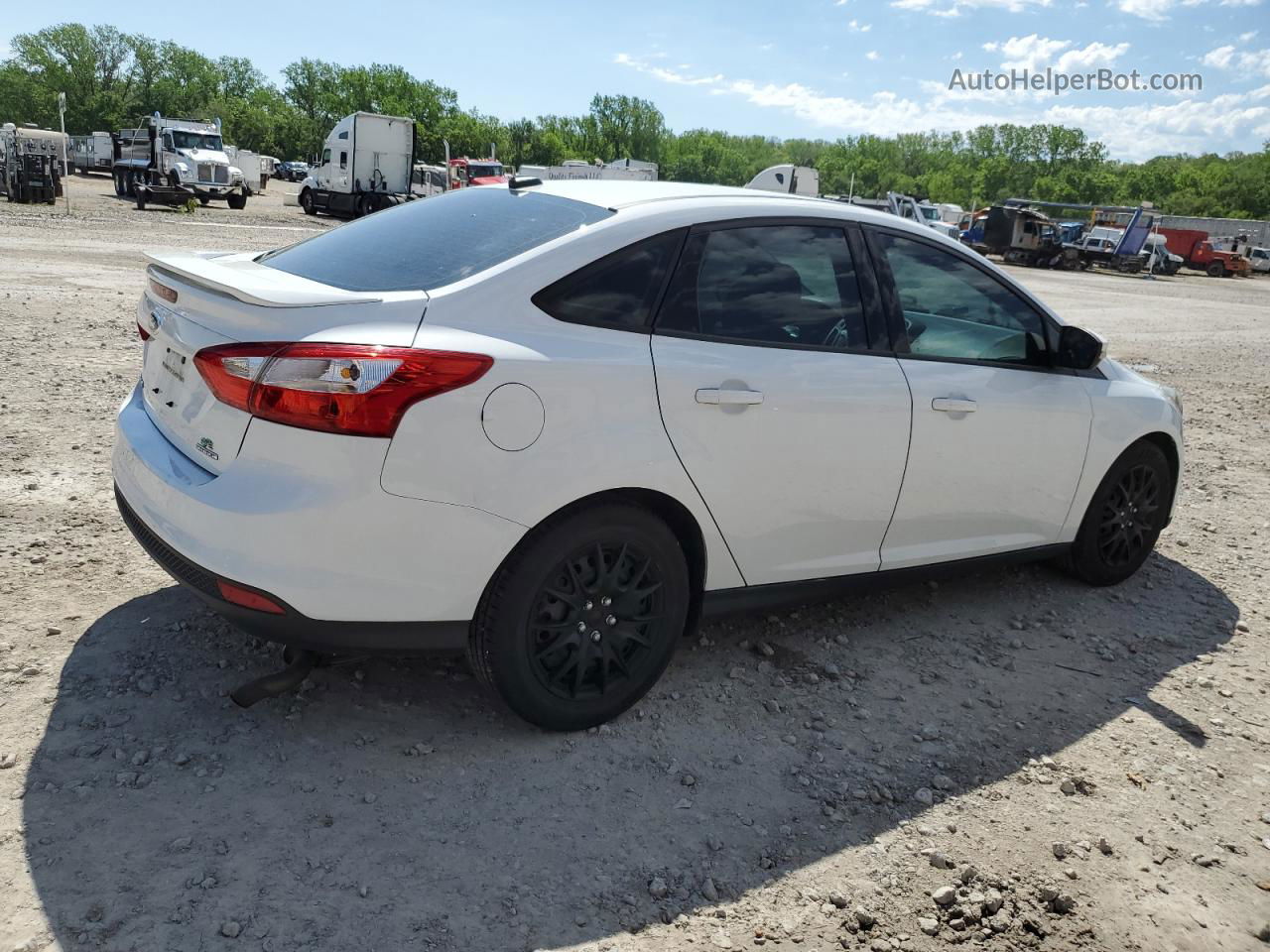 2014 Ford Focus Se White vin: 1FADP3F24EL357720