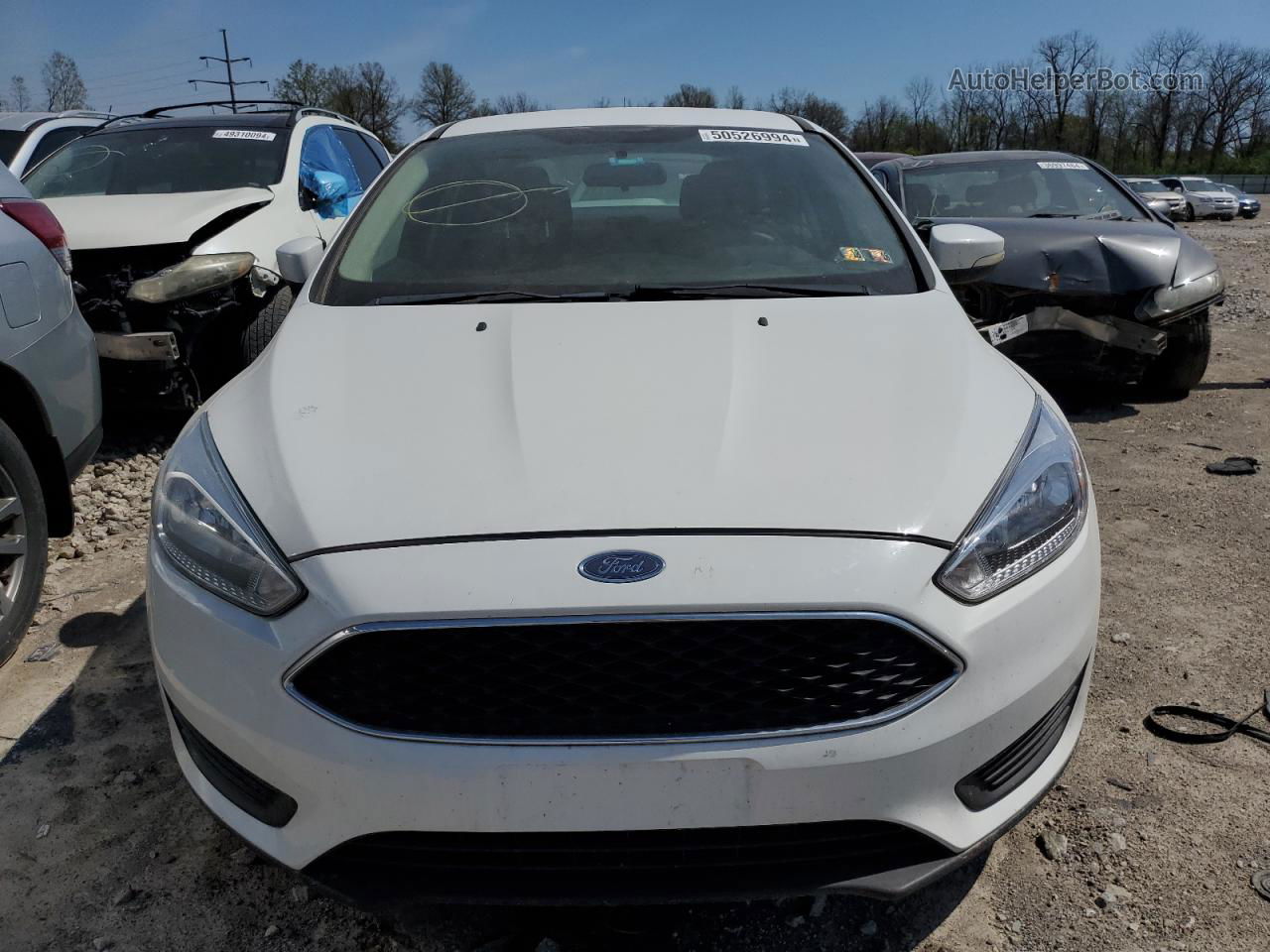 2015 Ford Focus Se White vin: 1FADP3F24FL213361