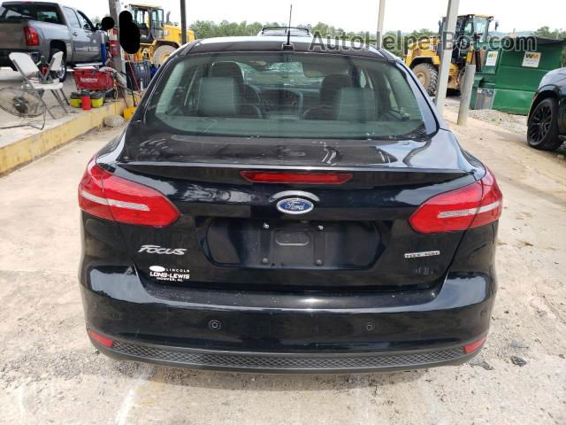 2016 Ford Focus Se Черный vin: 1FADP3F24GL223874