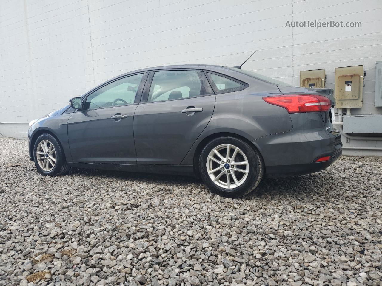 2016 Ford Focus Se Gray vin: 1FADP3F24GL297084