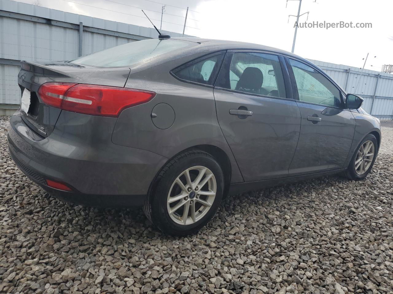 2016 Ford Focus Se Gray vin: 1FADP3F24GL297084