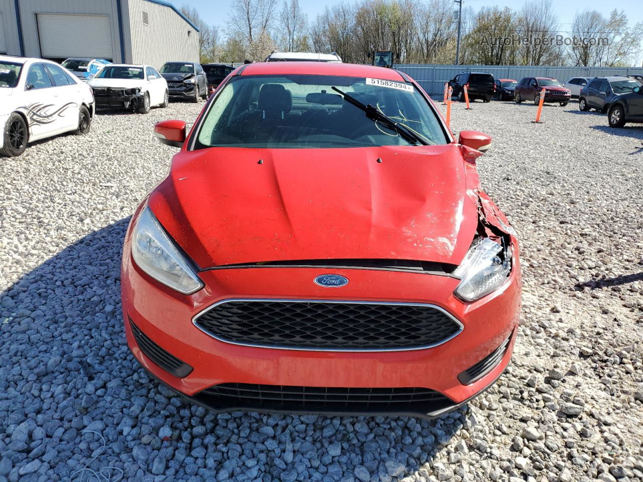 2017 Ford Focus Se Red vin: 1FADP3F24HL291304