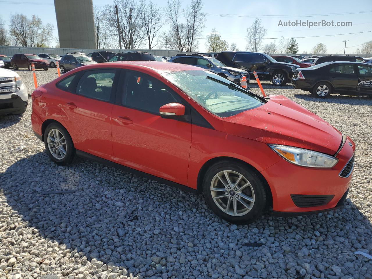 2017 Ford Focus Se Red vin: 1FADP3F24HL291304