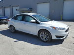 2018 Ford Focus Se White vin: 1FADP3F24JL267591