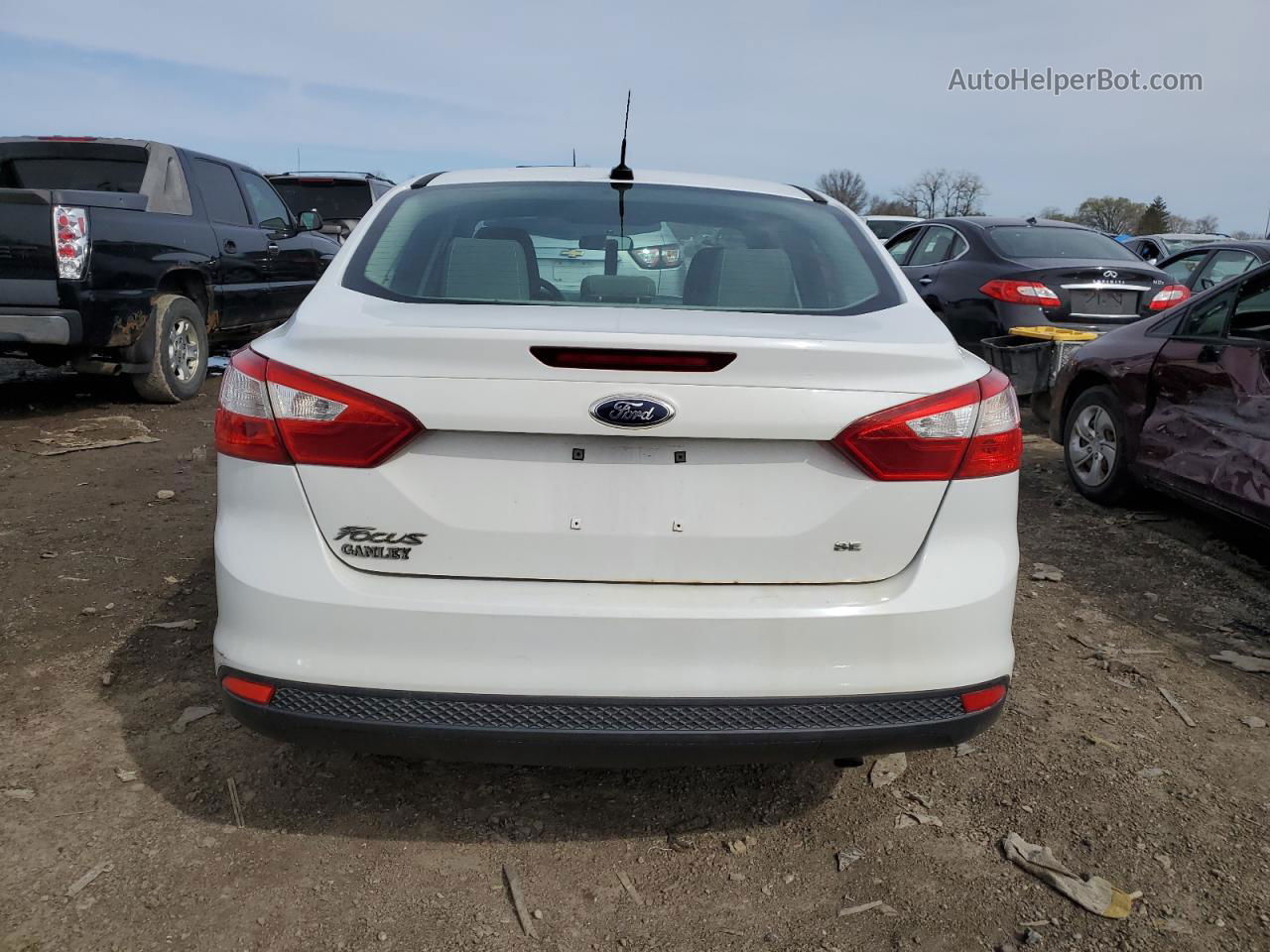 2013 Ford Focus Se White vin: 1FADP3F25DL261402