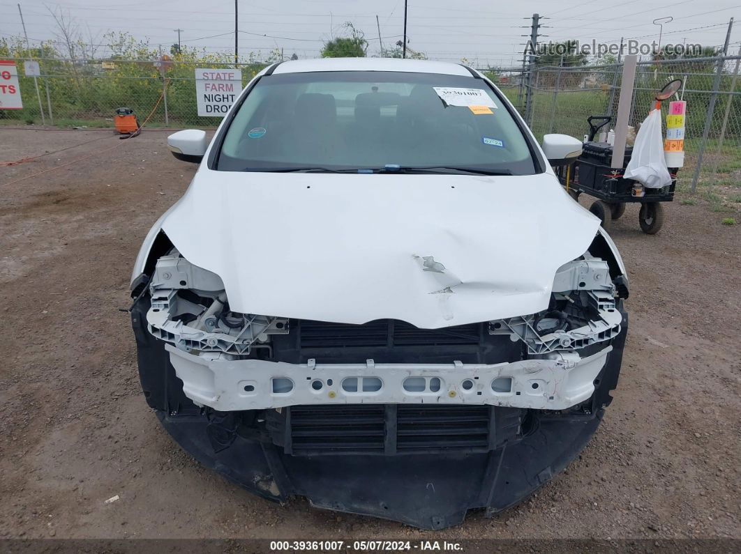 2014 Ford Focus Se White vin: 1FADP3F25EL117477