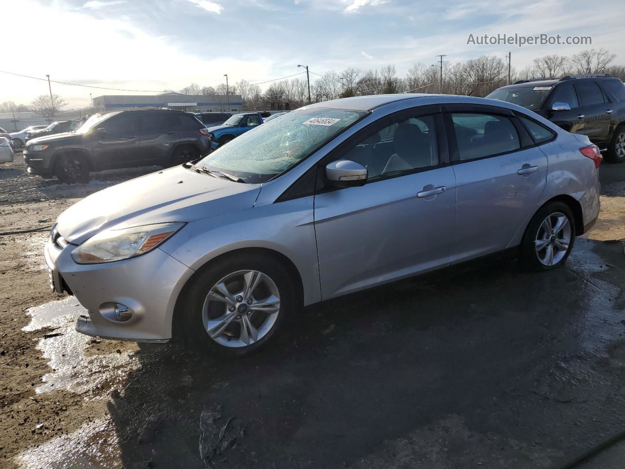 2014 Ford Focus Se Серебряный vin: 1FADP3F25EL126762