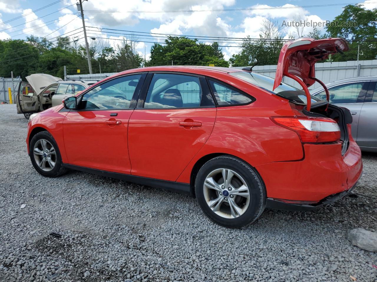 2014 Ford Focus Se Red vin: 1FADP3F25EL142606