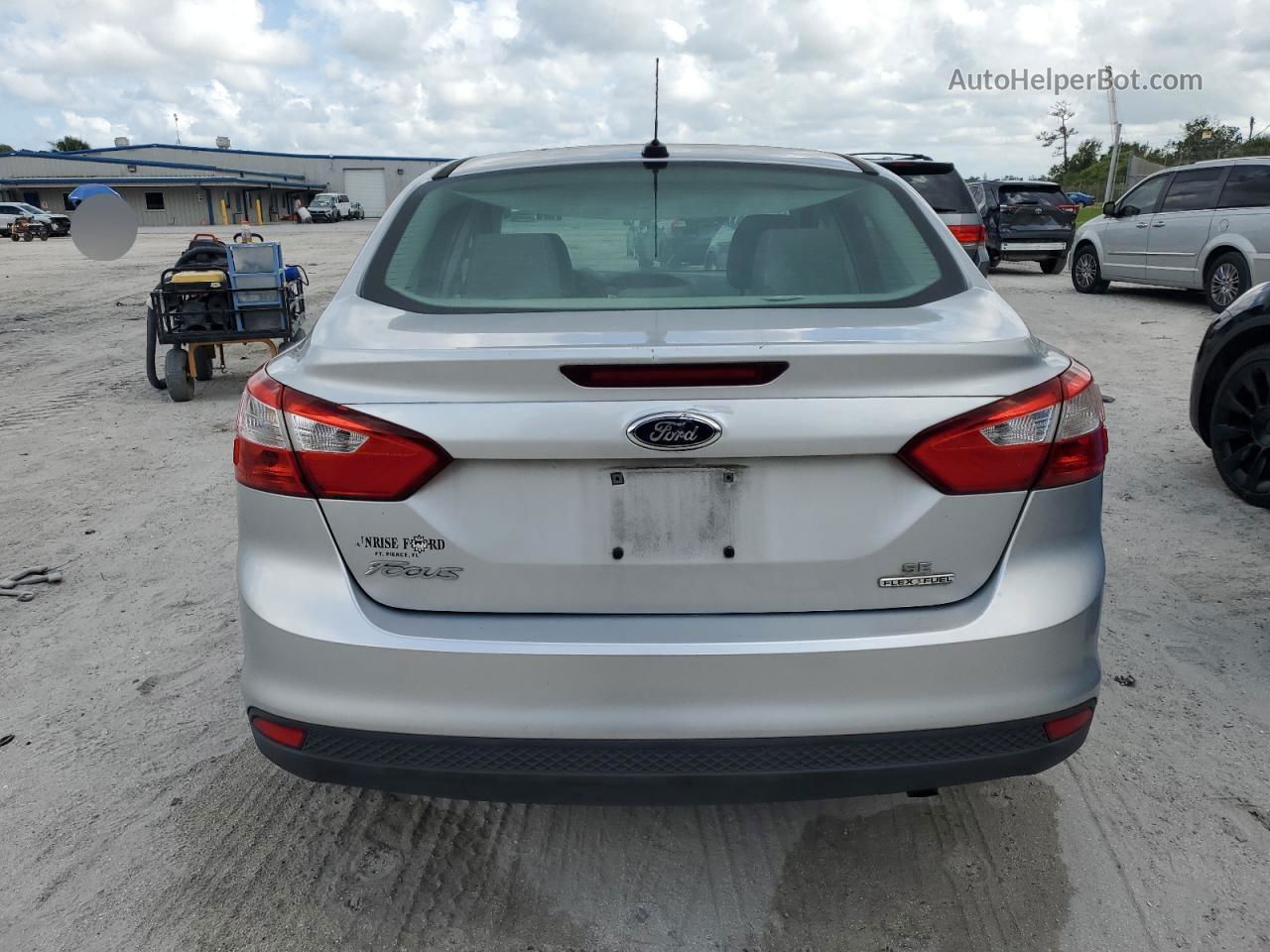 2014 Ford Focus Se Silver vin: 1FADP3F25EL291744