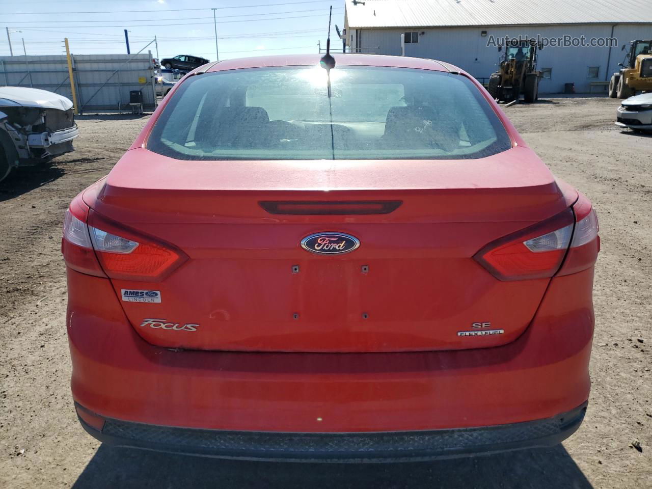 2014 Ford Focus Se Красный vin: 1FADP3F25EL321907