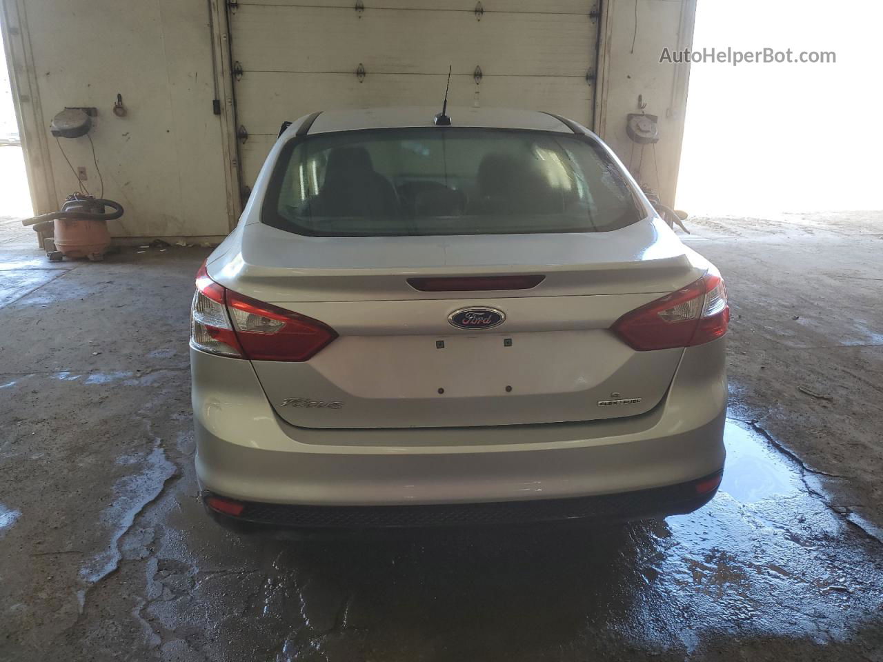 2014 Ford Focus Se Silver vin: 1FADP3F25EL389298