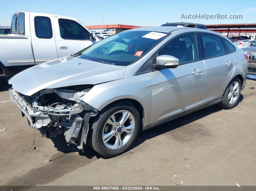 2014 Ford Focus Se Серебряный vin: 1FADP3F25EL392881