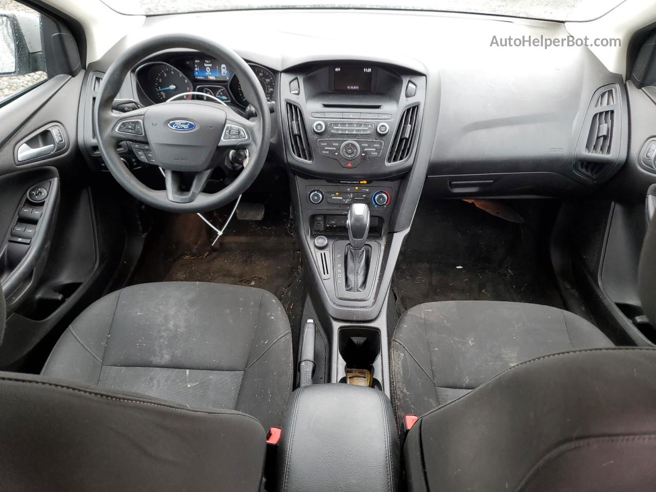 2015 Ford Focus Se Серебряный vin: 1FADP3F25FL344279