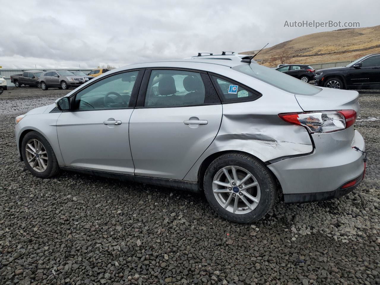 2015 Ford Focus Se Silver vin: 1FADP3F25FL344279