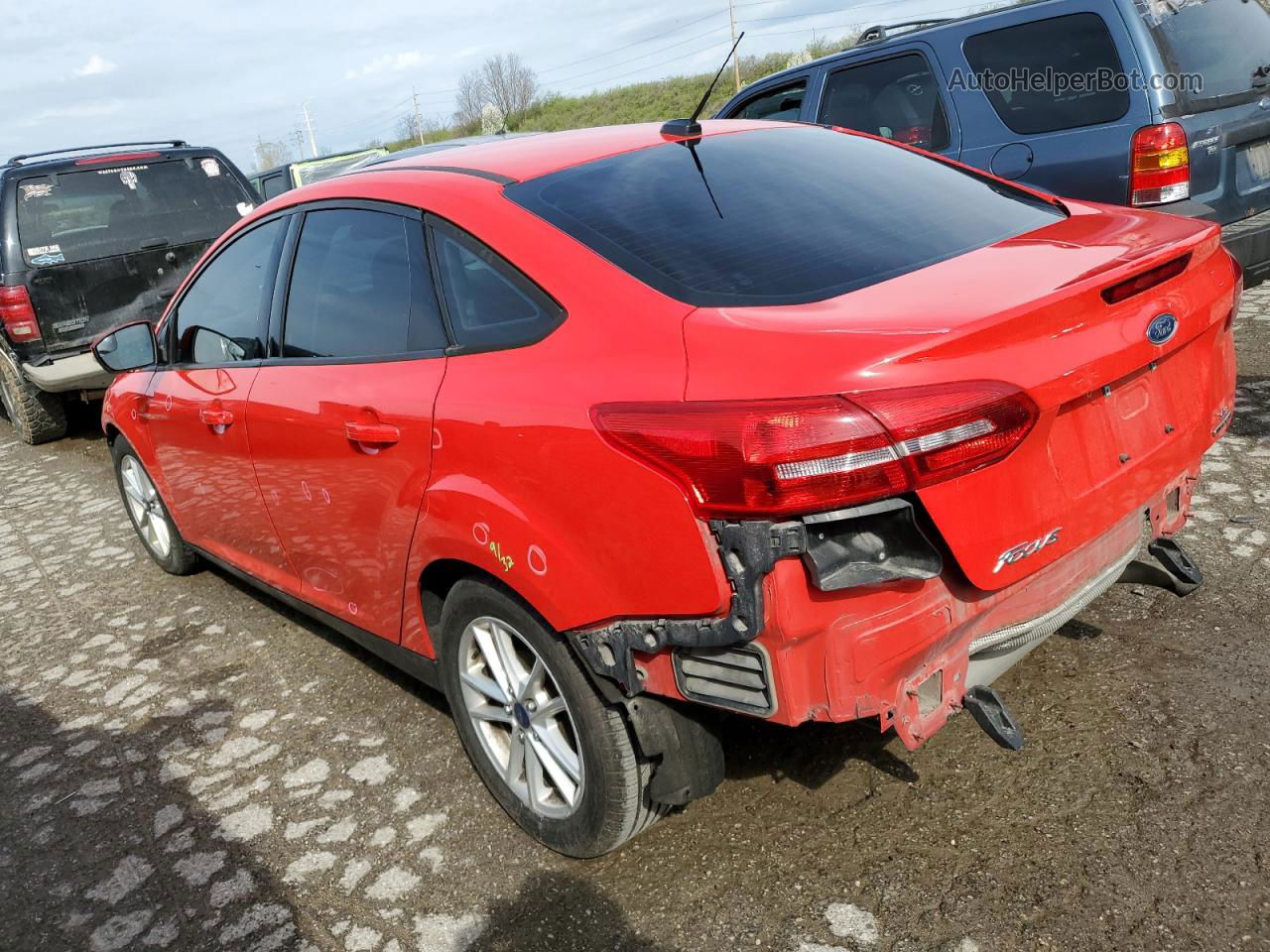 2015 Ford Focus Se Red vin: 1FADP3F25FL379937