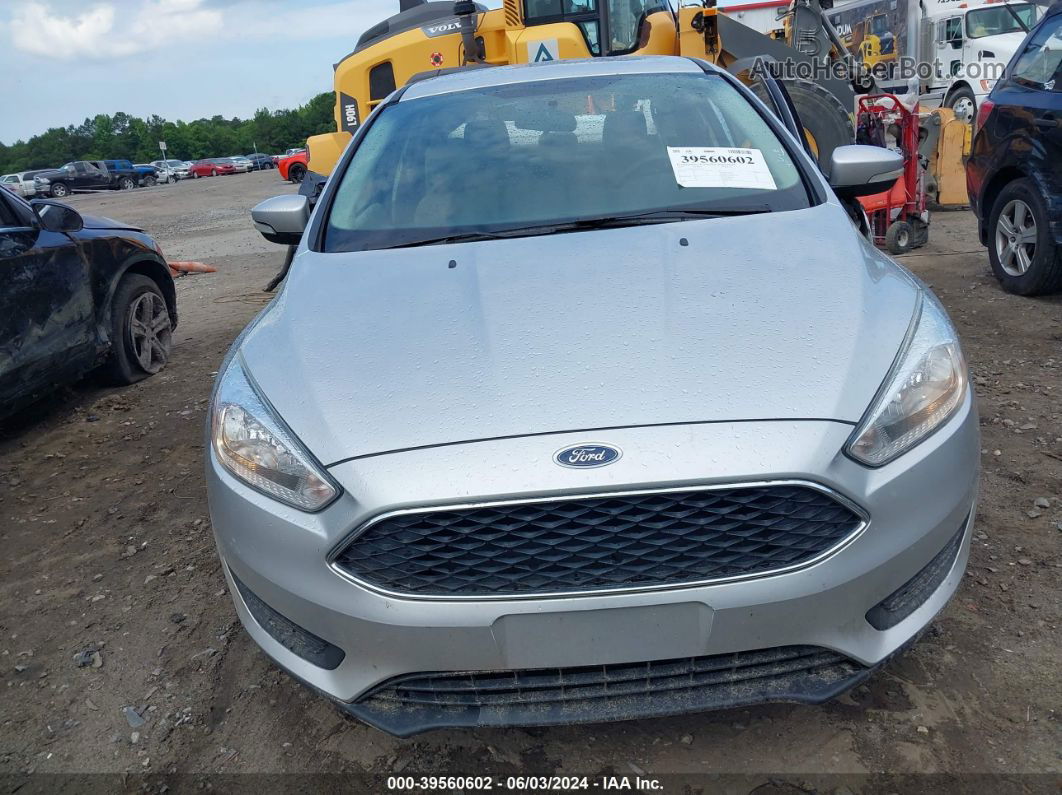 2016 Ford Focus Se Silver vin: 1FADP3F25GL342730