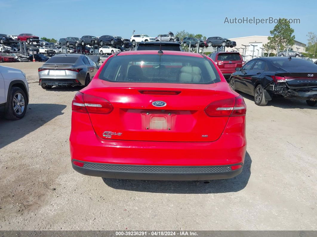 2017 Ford Focus Se Red vin: 1FADP3F25HL231225