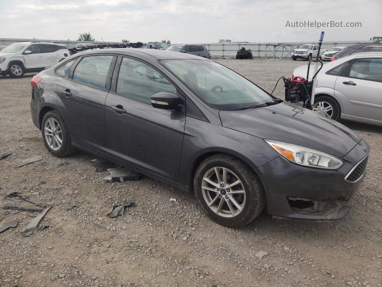 2017 Ford Focus Se Gray vin: 1FADP3F25HL283423