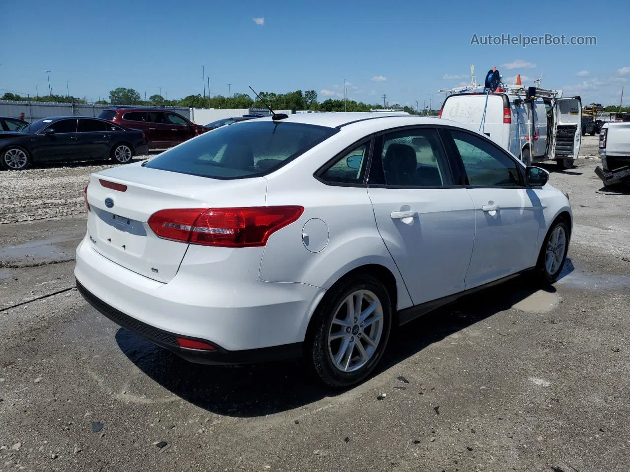 2017 Ford Focus Se White vin: 1FADP3F25HL342924