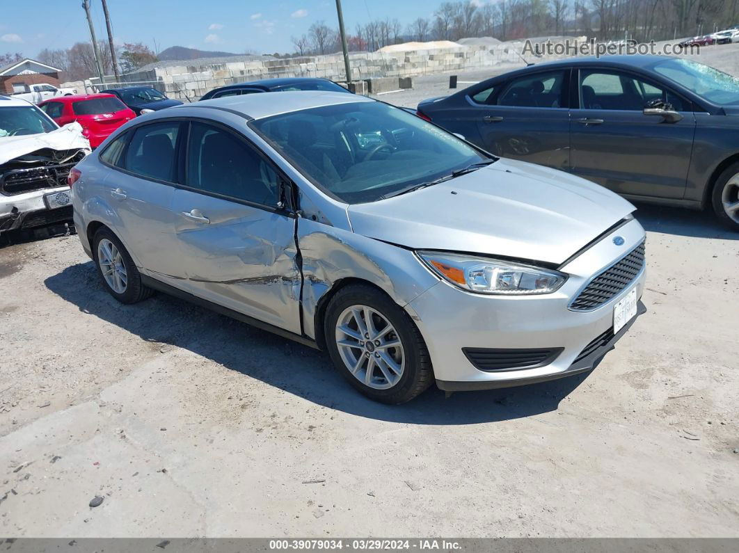 2018 Ford Focus Se Silver vin: 1FADP3F25JL265204