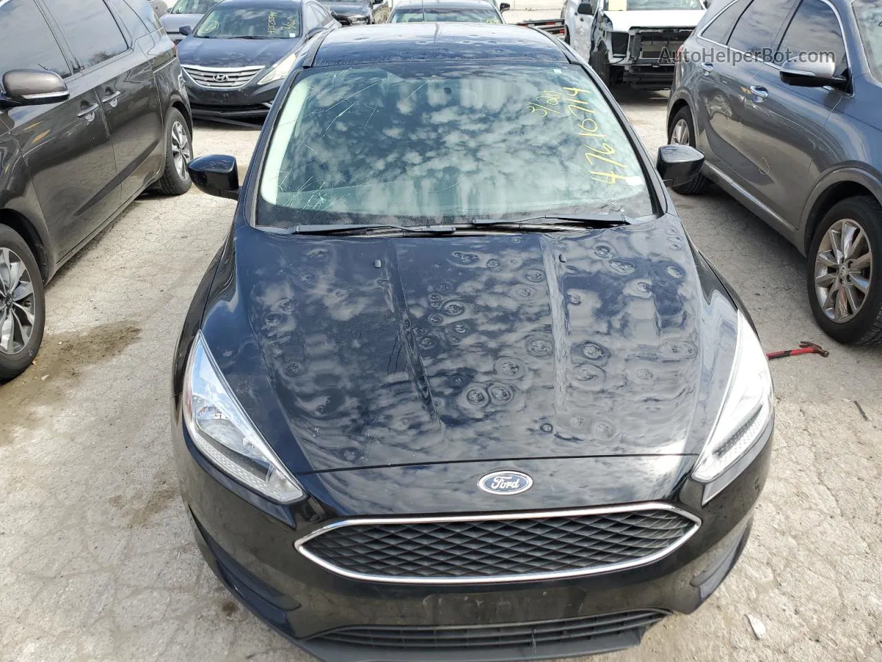 2018 Ford Focus Se Black vin: 1FADP3F25JL312179