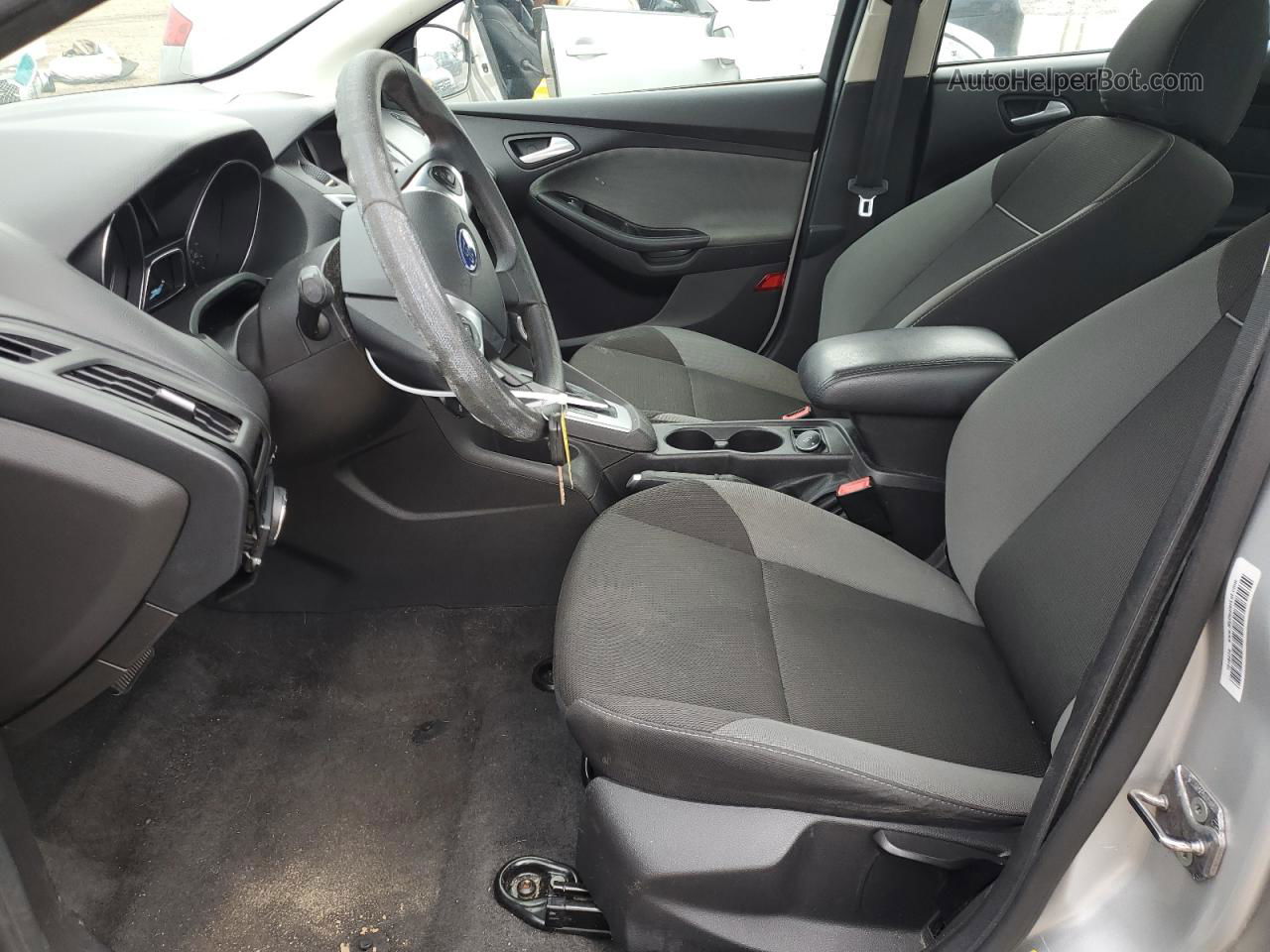 2013 Ford Focus Se Серебряный vin: 1FADP3F26DL227226