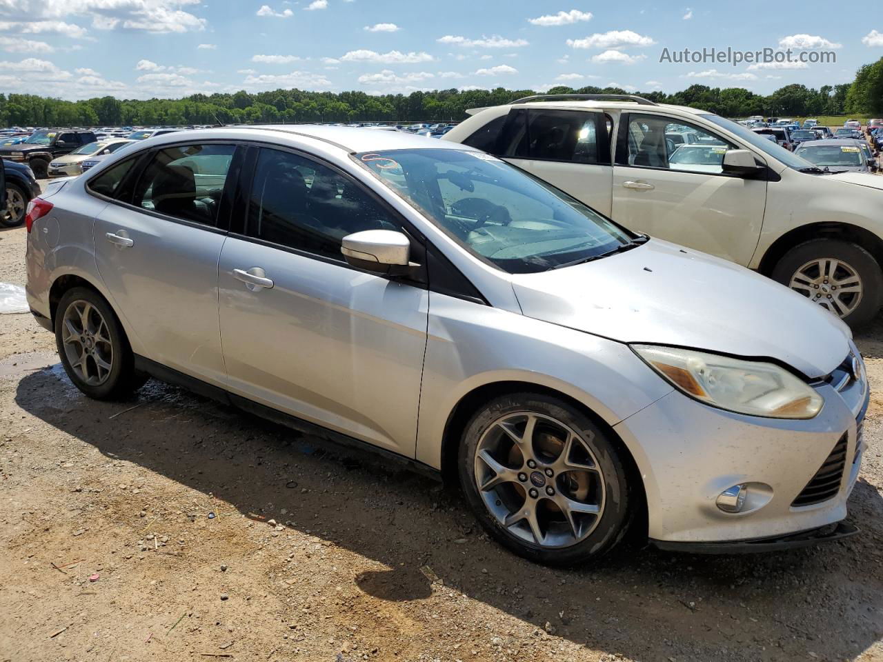 2014 Ford Focus Se Silver vin: 1FADP3F26EL196514