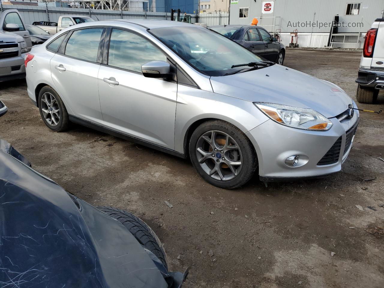 2014 Ford Focus Se Silver vin: 1FADP3F26EL235750